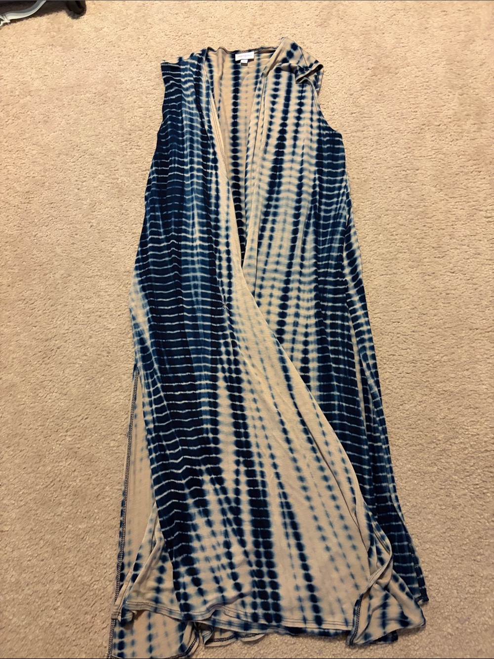 LuLaRoe Navy and Cream Tie-Dye Sleeveless Maxi